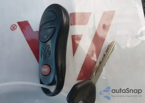 2001 Dodge Ram 1500 из США, поврежденный, VIN 3B7HC13Z91M266545